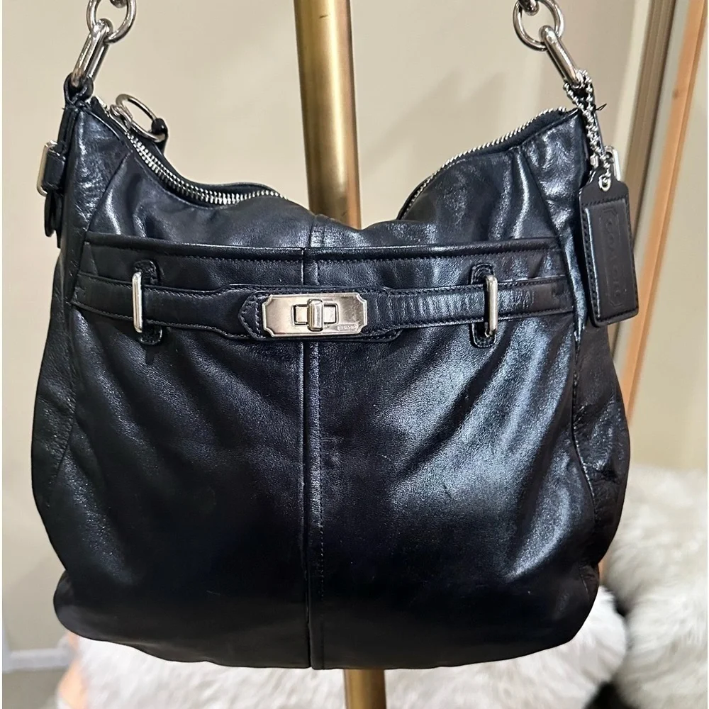 Coach Ashley Black Leather Hobo Bag Turnlock 17888 Large